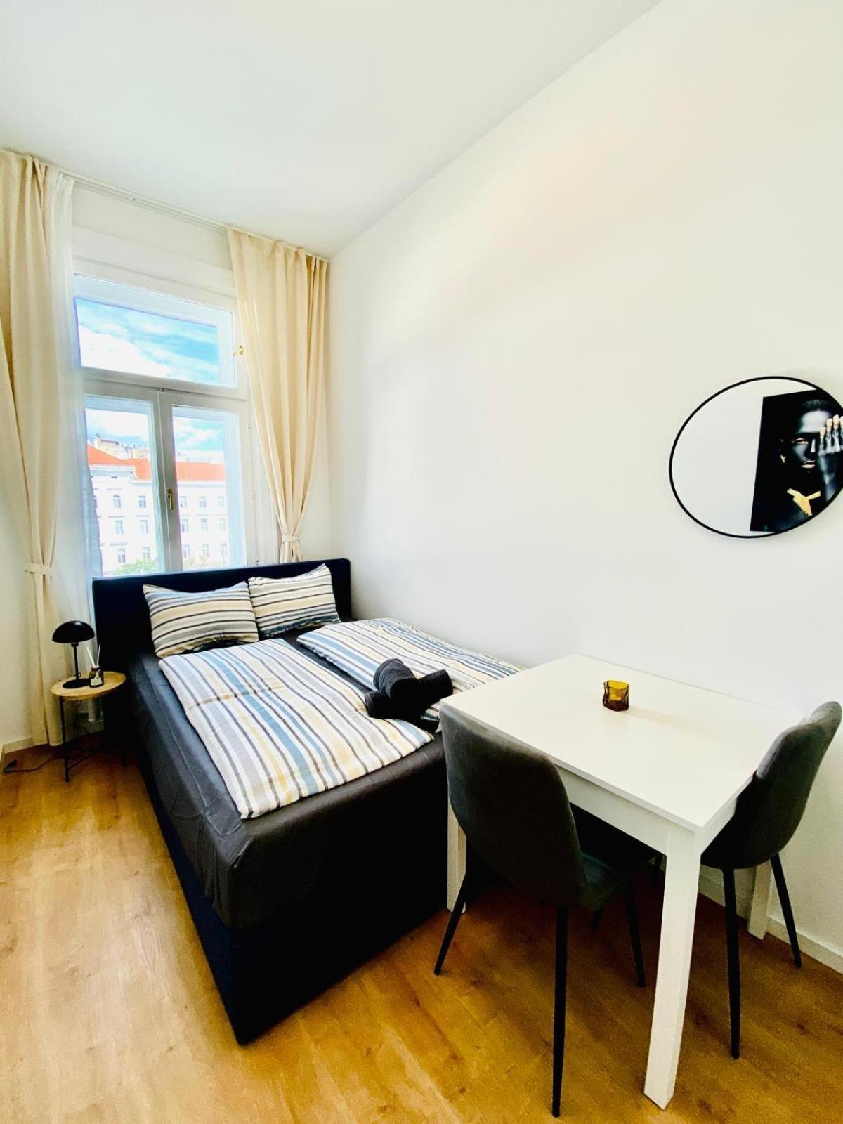 5Br Shared Apt Ideal For Groups 7 Min To Westbahnhof Wiedeń Zewnętrze zdjęcie