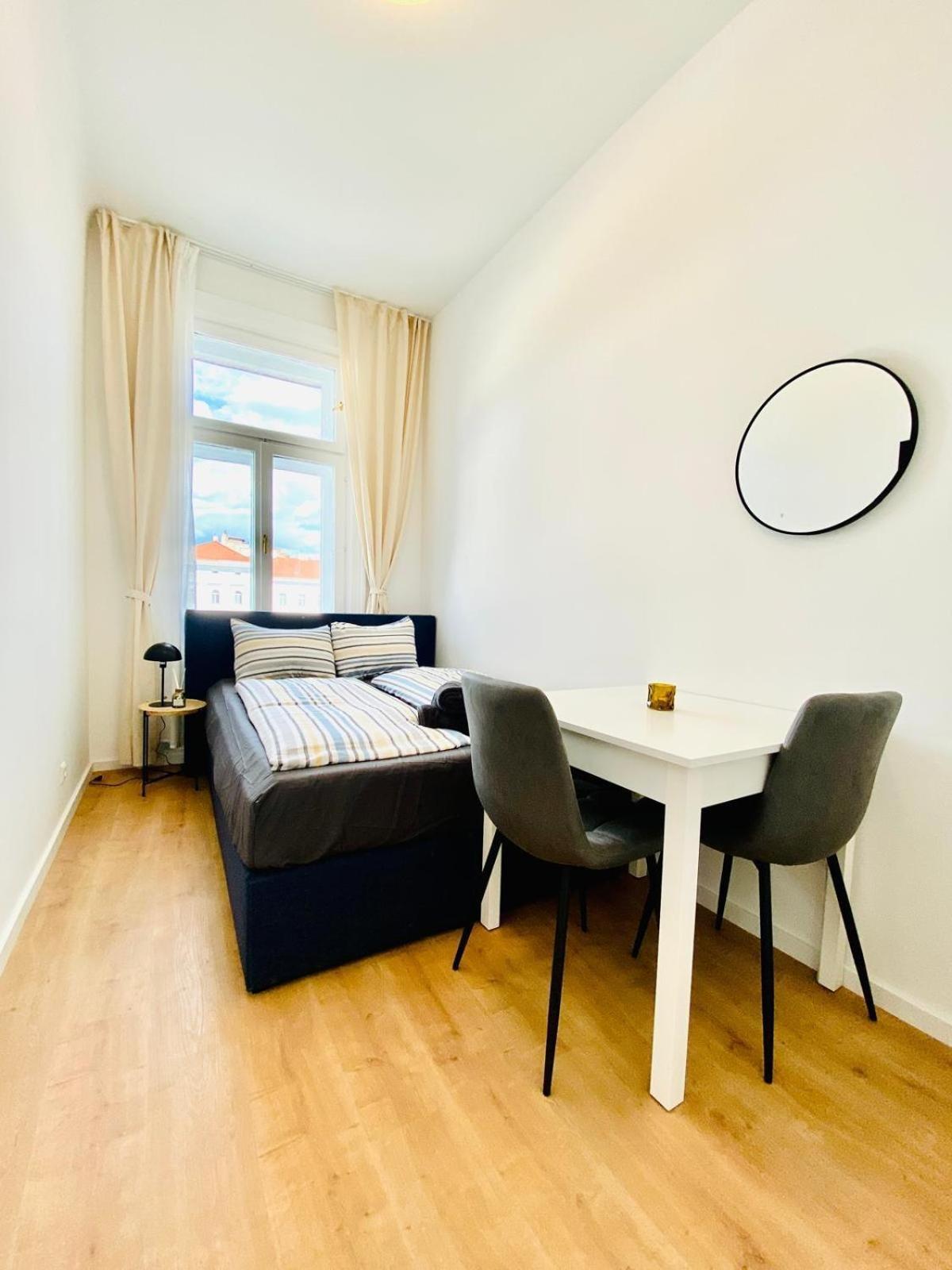 5Br Shared Apt Ideal For Groups 7 Min To Westbahnhof Wiedeń Zewnętrze zdjęcie