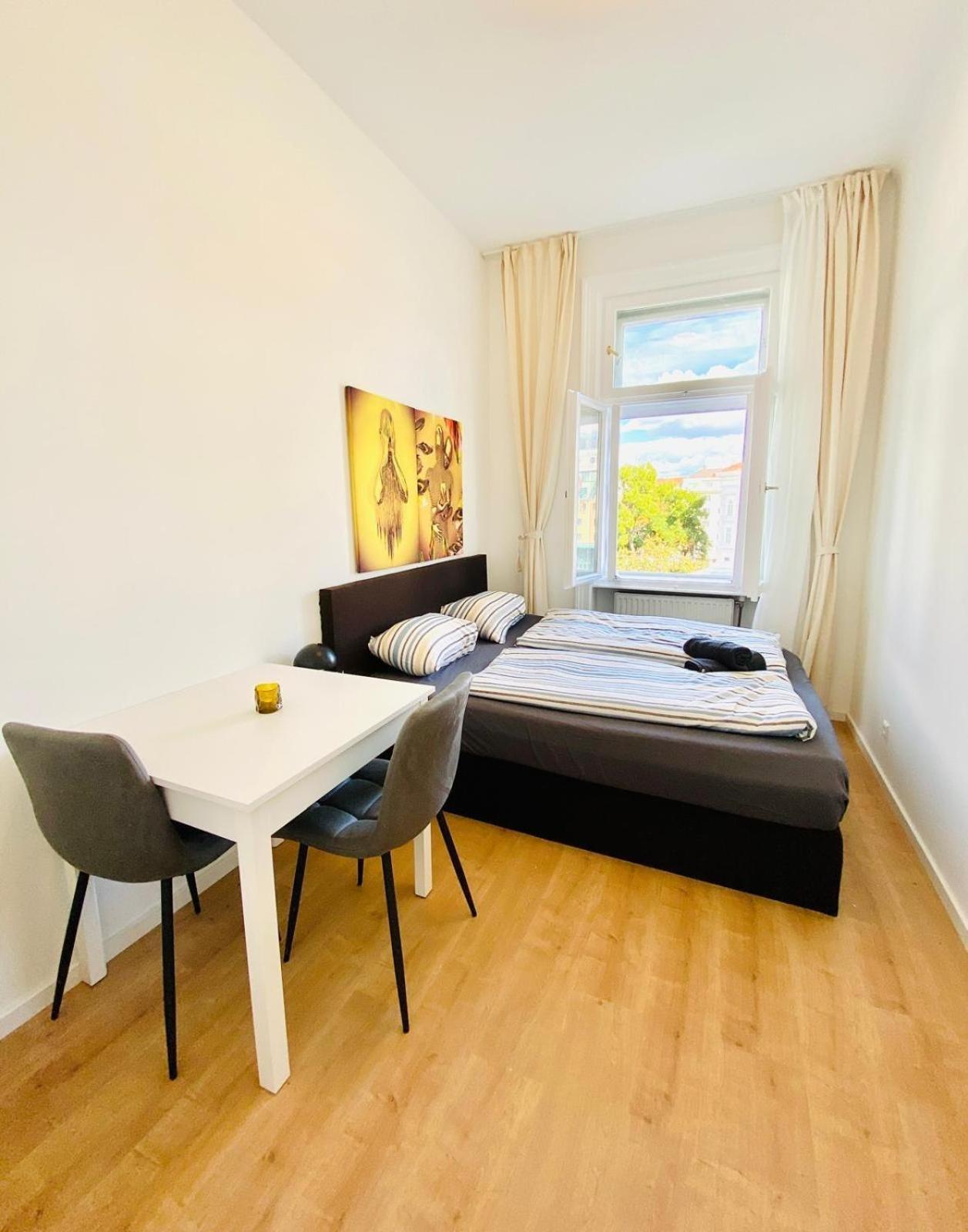 5Br Shared Apt Ideal For Groups 7 Min To Westbahnhof Wiedeń Zewnętrze zdjęcie